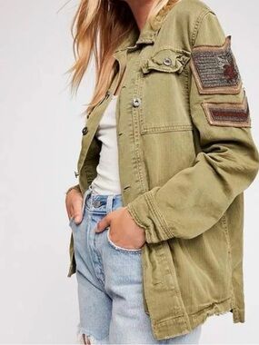FREE PEOPLE Embellished Distressed Olive Military Utility Shirt Jacket Small